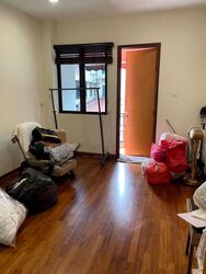 Onan Road (D15), Terrace #578647581